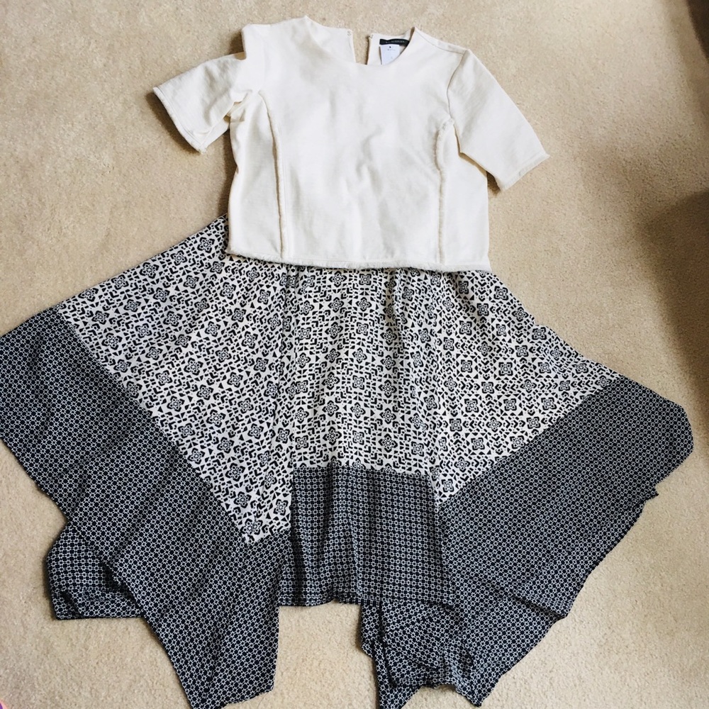 Banana Republic waist length top